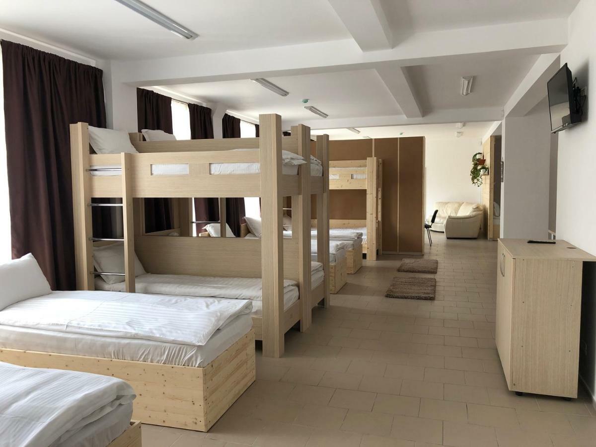 Hotel Nova Residence Popesti-Leordeni Eksteriør bilde