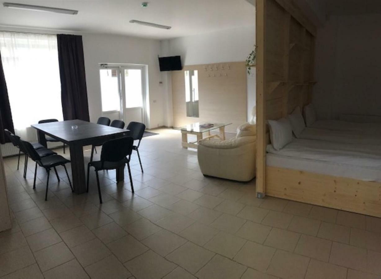 Hotel Nova Residence Popesti-Leordeni Eksteriør bilde
