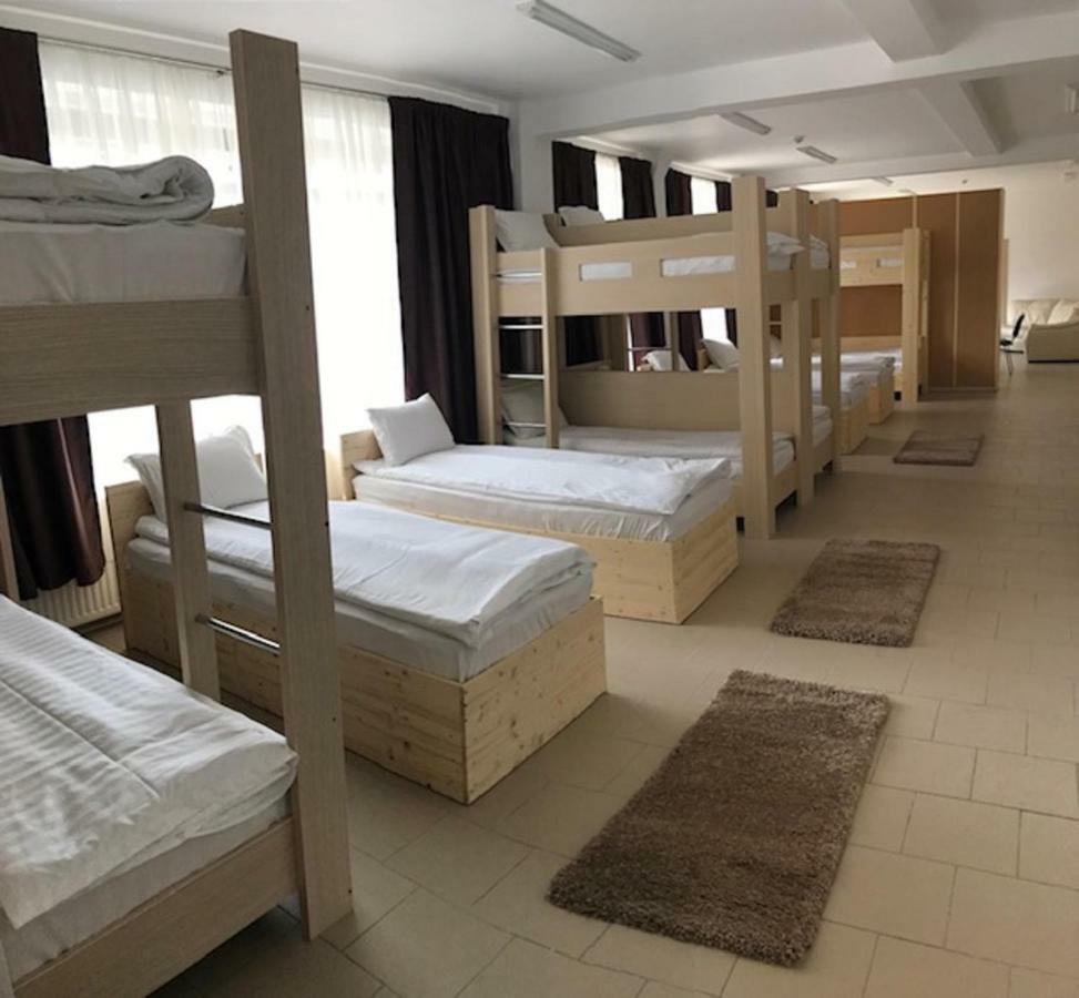 Hotel Nova Residence Popesti-Leordeni Eksteriør bilde