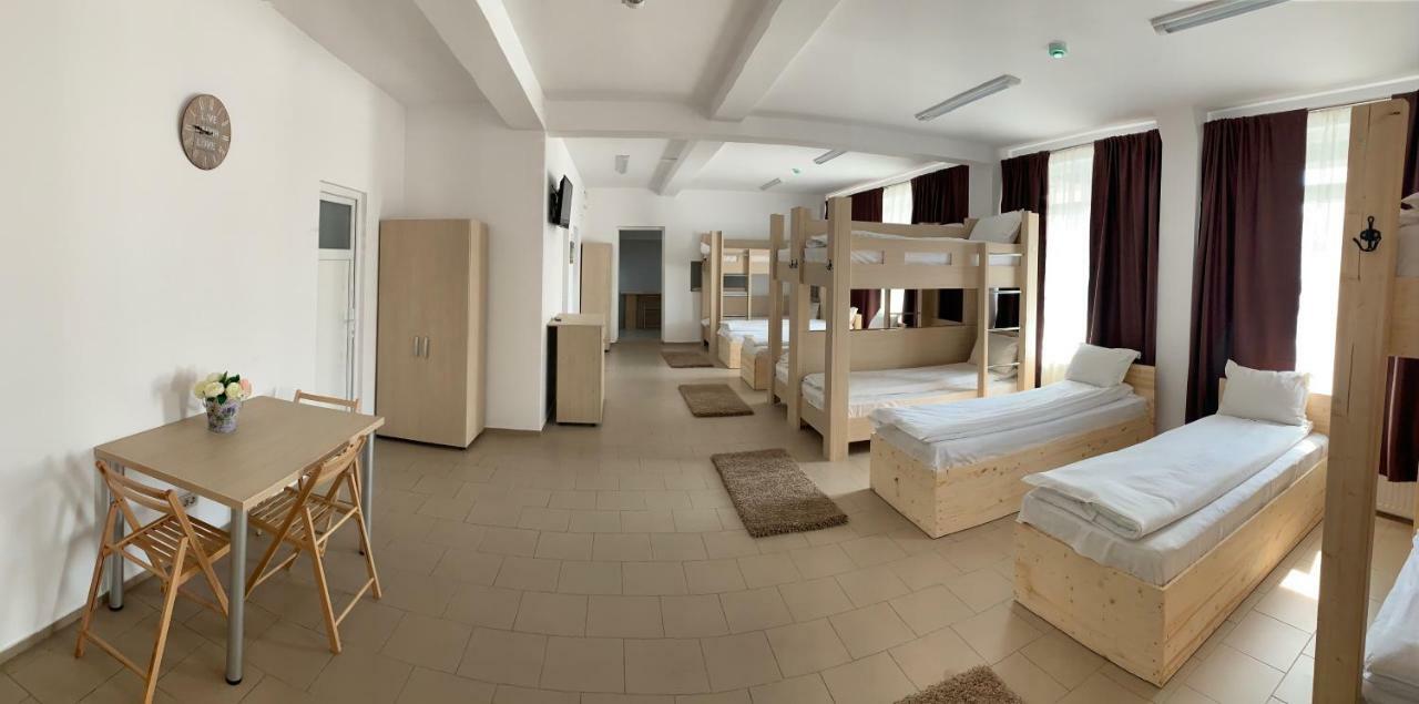 Hotel Nova Residence Popesti-Leordeni Eksteriør bilde