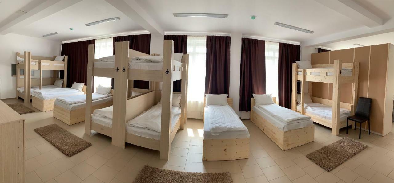 Hotel Nova Residence Popesti-Leordeni Eksteriør bilde